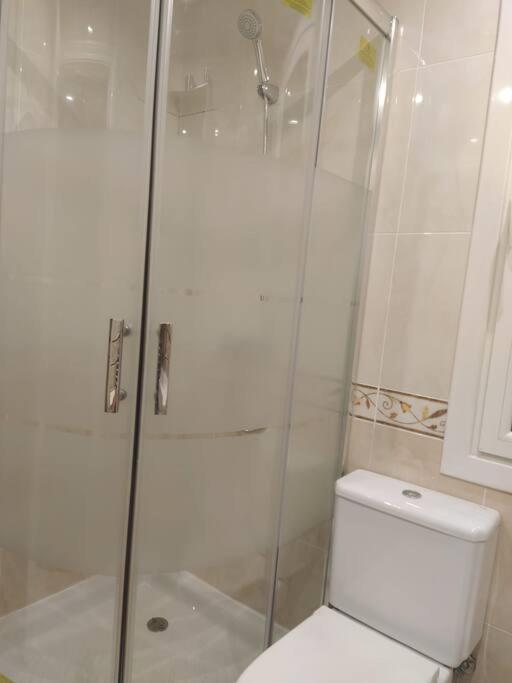 Refugio Familiar En Gros Zurriola A 10 Minutos Ess02855 San Sebastián